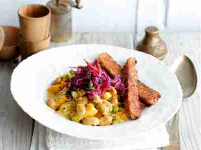 Pinto-Dal mit Chili-Koriander-Rotkraut