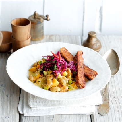 Pinto-Dal mit Chili-Koriander-Rotkraut