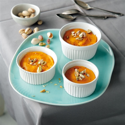 Veganer Kürbisflan mit Pistazien