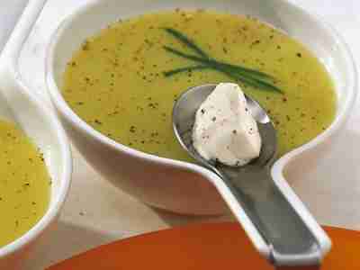 Gurken-Curry-Suppe