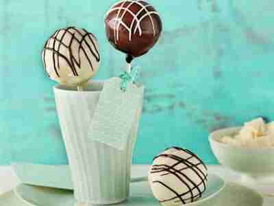 BLACK-AND-WHITE-POPS