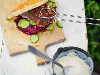 Lammburger im Fladenbrot