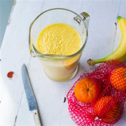 Bananen-Safran-Lassi