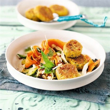 Falafel mit Möhren-Fenchel-Salat