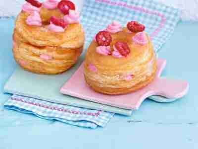 Cream Cheese Cronuts mit Himbeeren