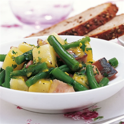 Einfacher Kartoffel-Bohnen-Salat mit Matjes