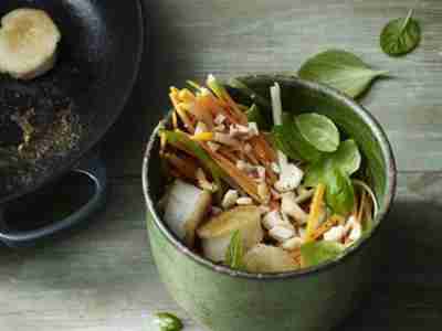 Jakobsmuscheln mit Cashew-Kräuter-Salat