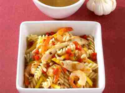 Nudelsalat mit Mangodressing