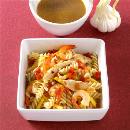 Nudelsalat mit Mangodressing
