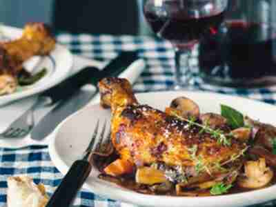 Coq au vin mit Poularde