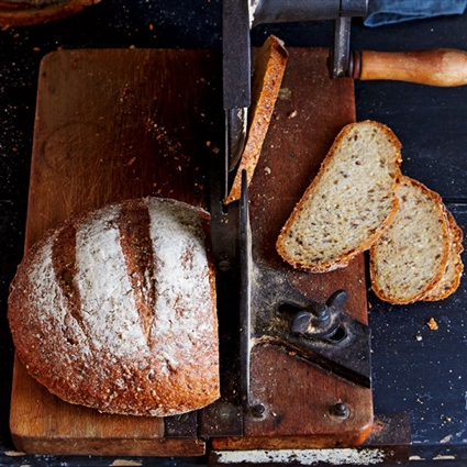 Mehrkornbrot mit Quark