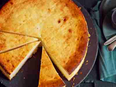 Käsekuchen mit Rosinen