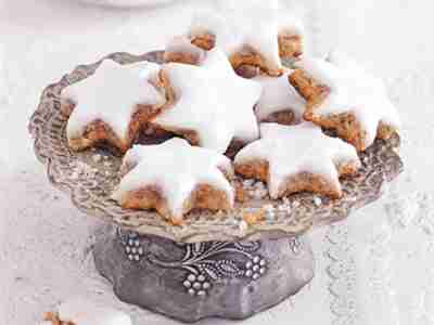 Zimtsterne mit Marzipan