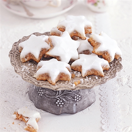 Zimtsterne mit Marzipan