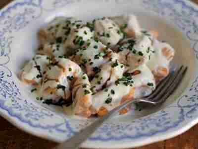 Süßkartoffelgnocchi mit Ziegenkäserahm