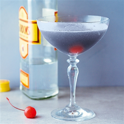 Aviation – Cocktail mit Kirschlikör