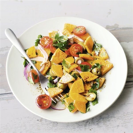Veganer warmer Süßkartoffelsalat