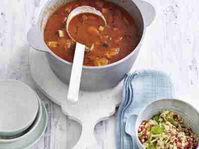 Orientalische Tomaten-Auberginen-Suppe