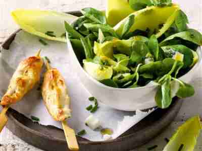 Feldsalat mit Huhn und Ei