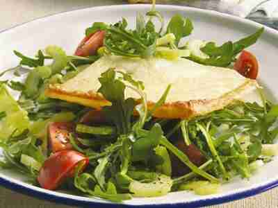 Rucolasalat mit gegrilltem Pecorino