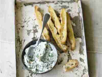 Feta-Spinat-Dill-Aufstrich