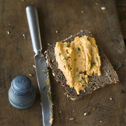Ziegenkäse-Süßkartoffel-Thymian-Aufstrich