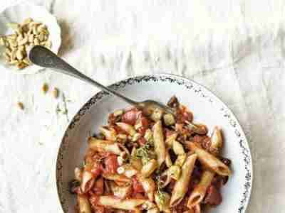Pasta mit Artischocken-Sugo