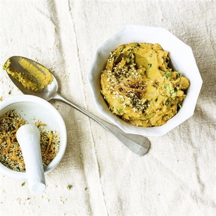 Möhren-Hummus mit Zatar