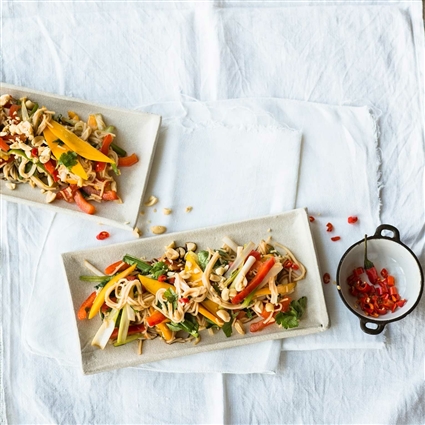 Paprika-Reisnudel-Salat