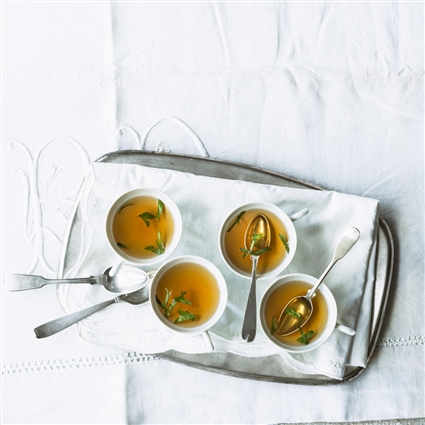 Feine Suppe: Sherry-Pilzessenz