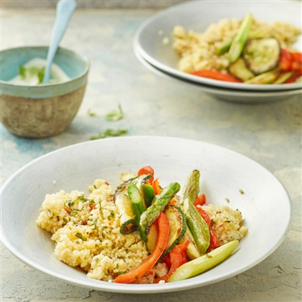 Kräuter-Couscous-Salat mit Gemüse