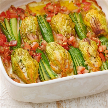 Gefüllte Zucchiniblüten mit Fisch