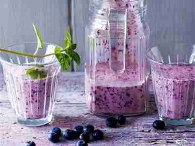 Heidelbeer-Joghurt-Shake