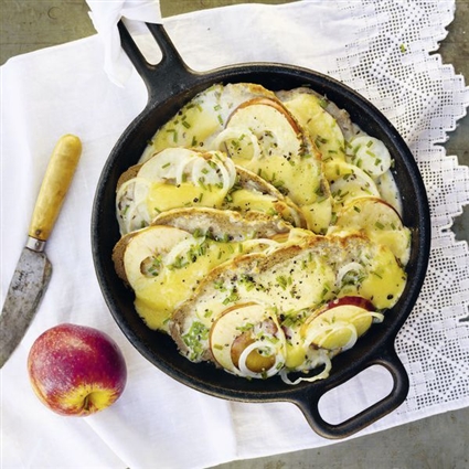 Ofenschlupfer mit Schnittlauchguss