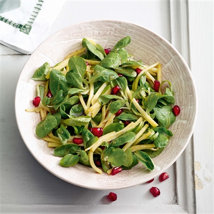 Feldsalat mit Steckrüben und Granatapfel