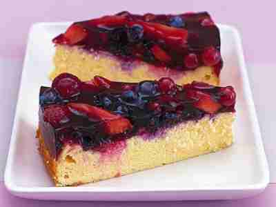 Rote-Grütze-Quark-Kuchen