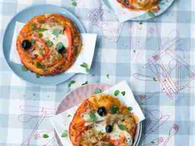 Mini-Pizzen mit buntem Belag