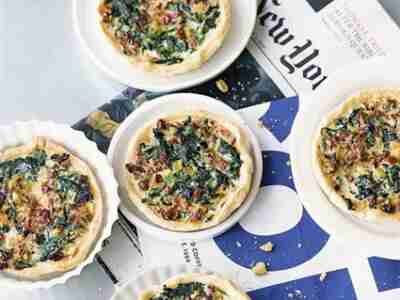 Spinach & Tomato Tartes