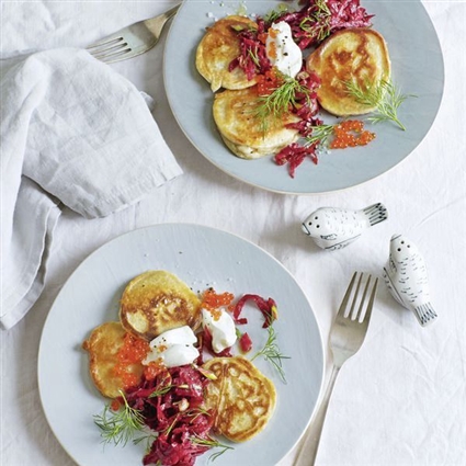 Buchweizen-Blini mit Rote-Bete-Tatar und Kaviar