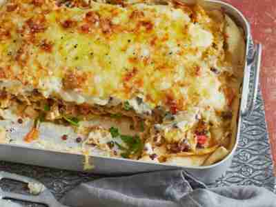 Wirsing-Tomaten-Lasagne mit Beluga-Linsen