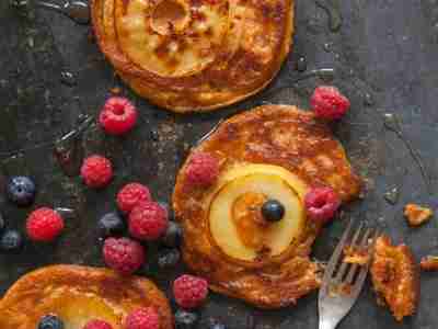 Vegane Süßkartoffel-Pancakes mit Äpfeln