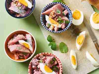 Roter Heringssalat mit Grapefruit und Minze