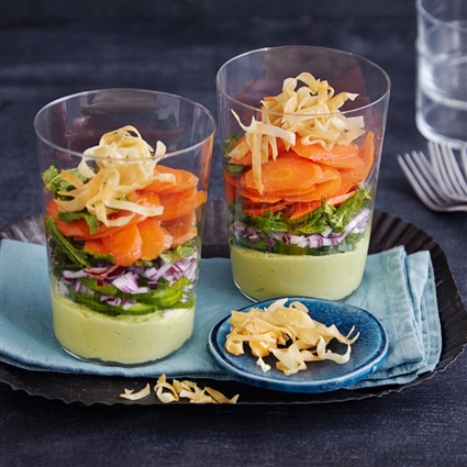 Orientalischer Möhrensalat mit Hummus