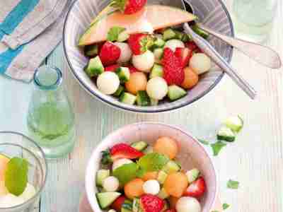 Melonensalat mit Minzesirup