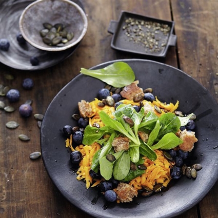 Feldsalat mit Kürbis