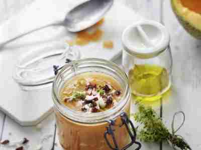 Kalte Cranberry-Melonen-Suppe