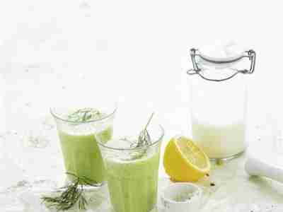 Scandinavian-Smoothie mit Buttermilch