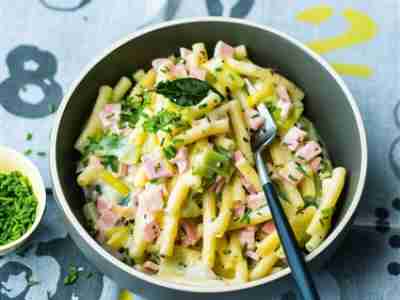 Käse-Schinken-Makkaroni mit Lauch