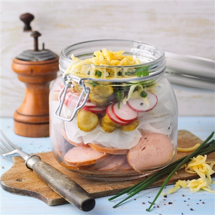 Wurstsalat mit Radieschen