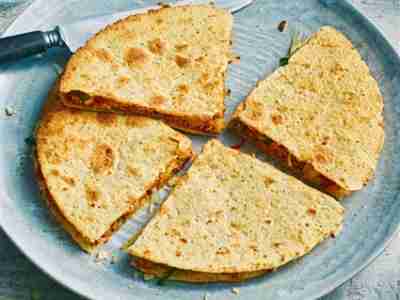 Gefüllte Käsetortillas